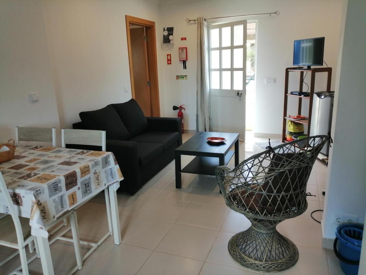 Duas Casas De Ferias Medronhal Faro Em 520 - 2 Buitenkant foto